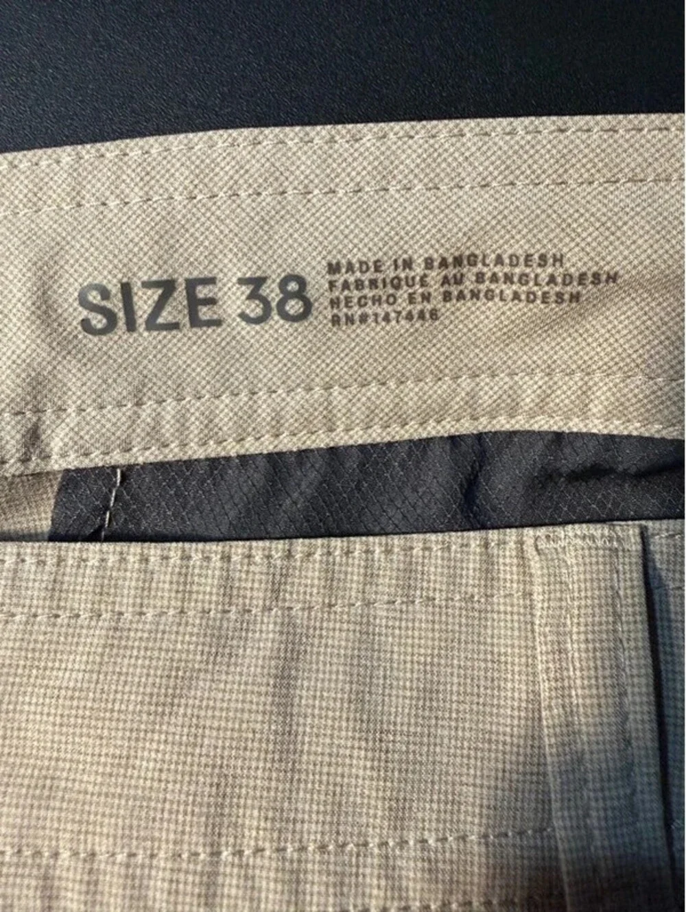Hang Ten Performance Shorts Men’s Size 38 Khaki Beige